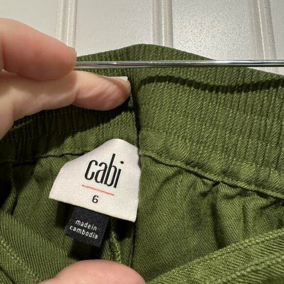 Cabi Traipse Linen Shorts Avocado Green Pull On Size 6 - Picture 5 of 7
